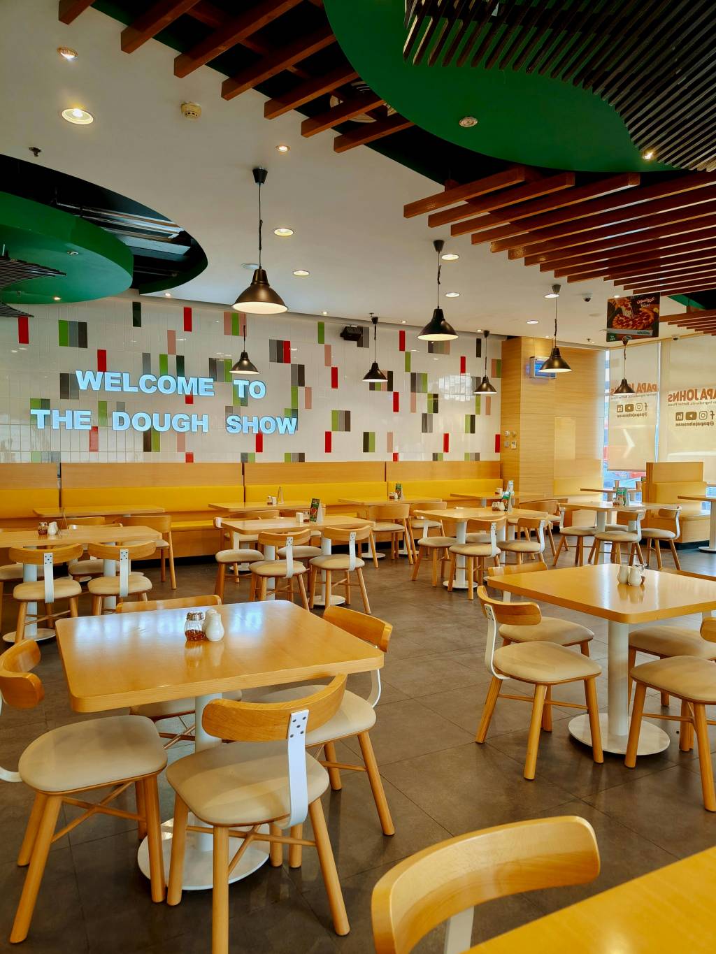 Mobilier restaurant professionnel : les erreurs à éviter pour un aménagement durable